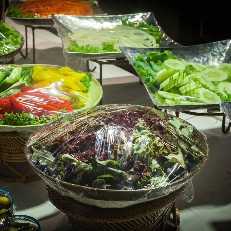 Пленка пищевая&nbsp; пищ. п/э 30см х 200м 5,5 мкм прозрачная СПб