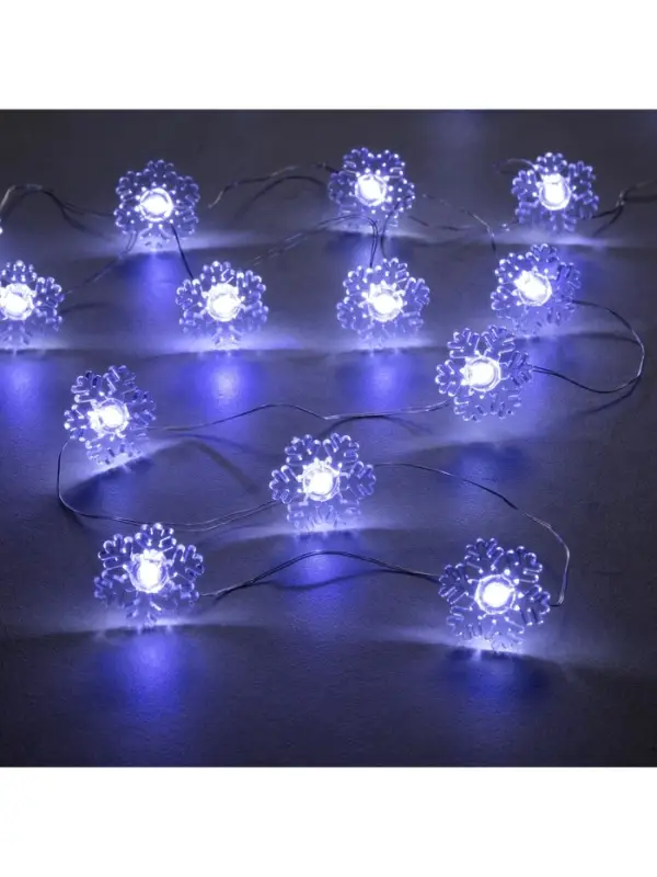 Гирлянда &laquo;Нить&raquo; 2 м, роса с насадками &laquo;Снежинка&raquo;, IP20, серебристая нить, 20 LED, 2 режима, от батареек АА&times;2, свечение белое