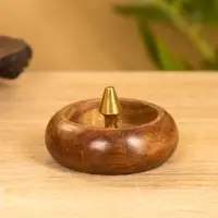 Подставка под благовония 7х7х4,6 см, дерево шишам