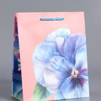 Пакет подарочный ламинированный, "Взгляд фиалки" 18 х 22,3 х 10 см