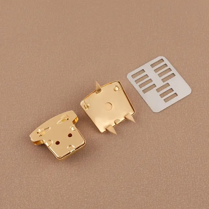 Застёжка для сумки, 3.5×3.8 см, цвет золотой Застёжка для сумки, 3.5×3.8 см, цвет золотой