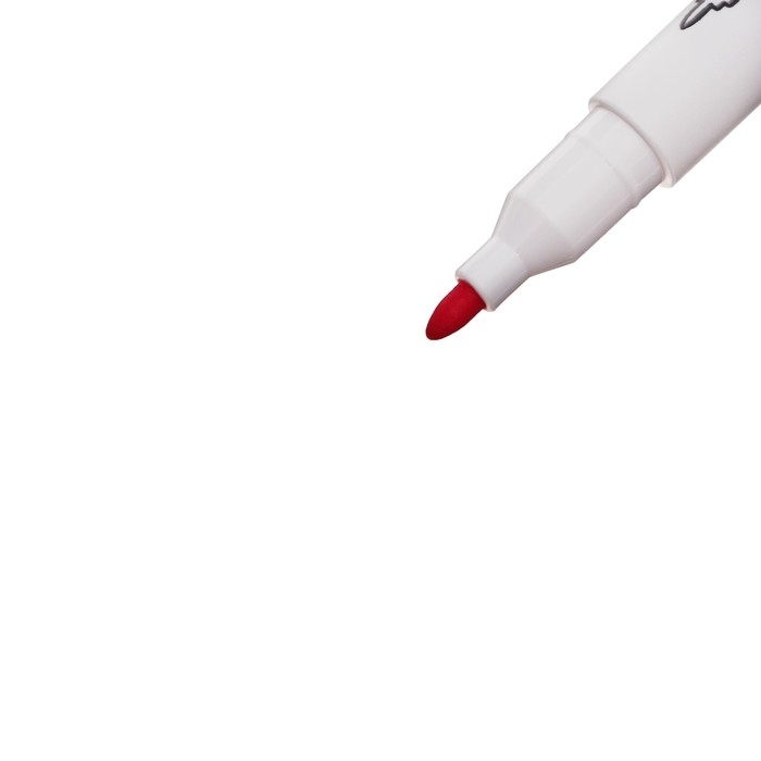 Набор маркеров, 24 цветов, двусторонние, пулевидный и скошенный наконечники Набор маркеров, 24 цветов, двусторонние, пулевидный и скошенный наконечники