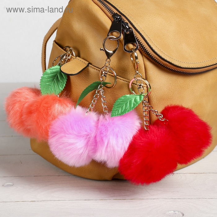 Пушистик на кольце Пушистик на кольце "Ягодки" МИКС 7х7х7 см