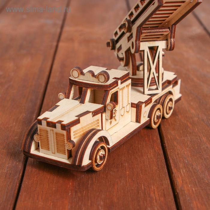 Cборная модель «Пожарная машина» Cборная модель «Пожарная машина»