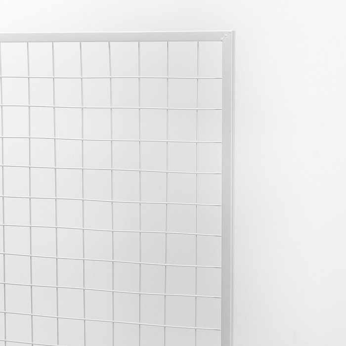 Сетка на колёсах, 80×150 см, размер ячейки 5,5×5,5 см, цвет белый Сетка на колёсах, 80×150 см, размер ячейки 5,5×5,5 см, цвет белый