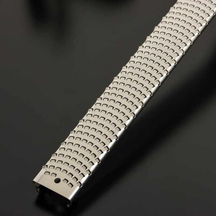 Тёрка для сыра мелкая Доляна «Савон», 32 см, с ручкой, цвет чёрный Тёрка для сыра мелкая Доляна «Савон», 32 см, с ручкой, цвет чёрный