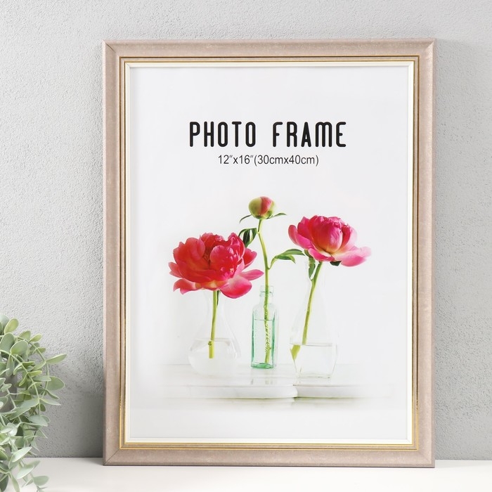 Фоторамка пластик 30х40 см Фоторамка пластик 30х40 см "Дора" мокко с золотом 44,8х34,8х1,4 см