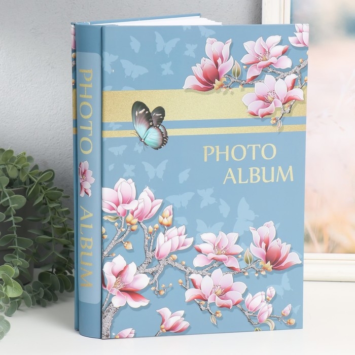 Фотоальбом на 300 фото 10х15 см Фотоальбом на 300 фото 10х15 см "Цветы и бабочка" МИКС 33,6х23х5,5 см