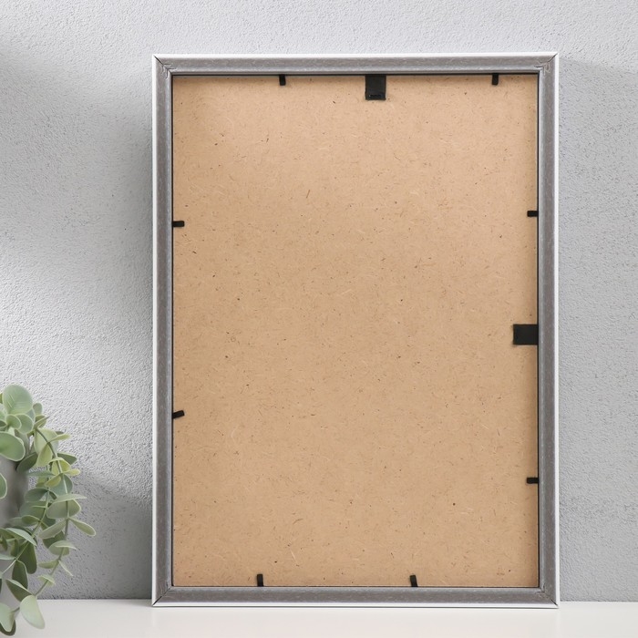 Фоторамка пластик Фоторамка пластик "МИРАМ" 25х35 см белый (пластиковый экран)