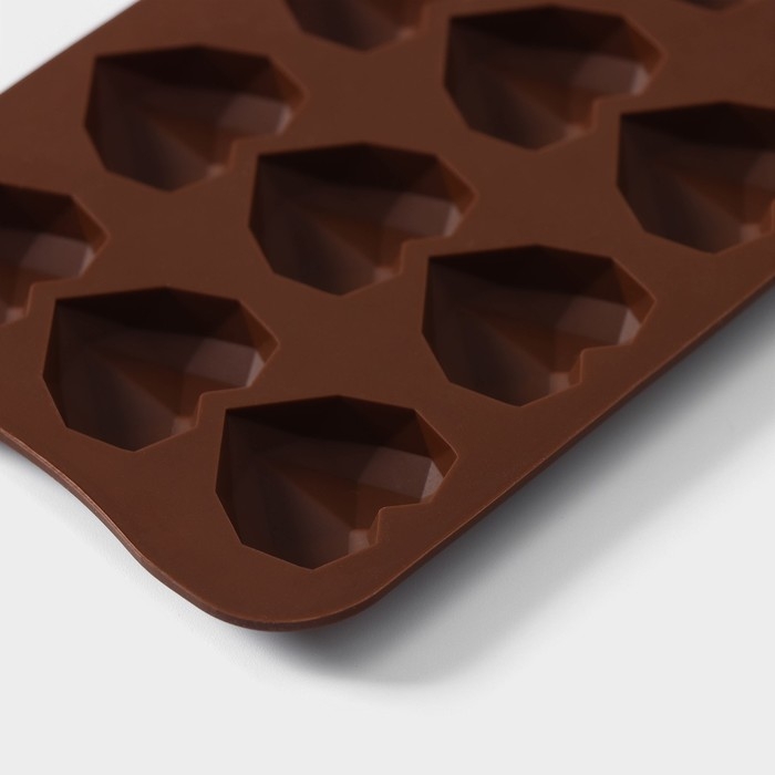 Форма для конфет и шоколада Доляна «Холодное сердце», 20,5×10×1,5 см, 15 ячеек, цвет коричневый Форма для конфет и шоколада Доляна «Холодное сердце», 20,5×10×1,5 см, 15 ячеек, цвет коричневый