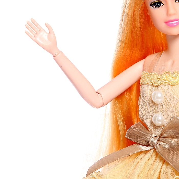 Кукла-модель «Эмели» в платье, с аксессуарами Кукла-модель «Эмели» в платье, с аксессуарами
