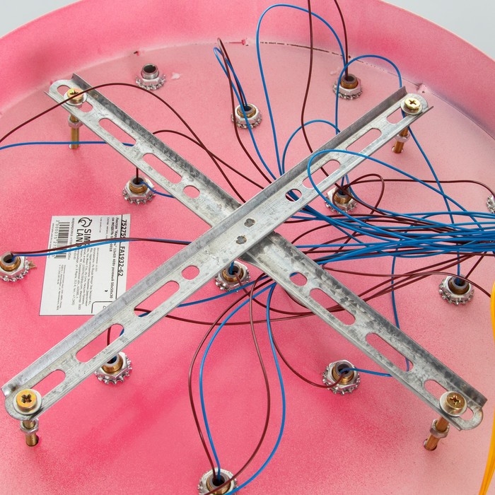 Люстра Люстра "Карусель" 13хG9 40Вт розовый 50х50х30 см BayerLux