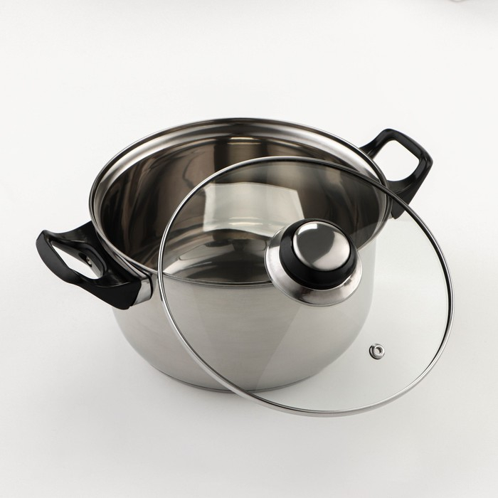 Набор посуды из нержавеющей стали «Чёрная ночь», 8 предметов: ковш 1,5 л, 2 кастрюли 2/3 л, сковорода d=24 см, крышки, стенки 0,3 мм, дно 5 мм Набор посуды из нержавеющей стали «Чёрная ночь», 8 предметов: ковш 1,5 л, 2 кастрюли 2/3 л, сковорода d=24 см, крышки, стенки 0,3 мм, дно 5 мм