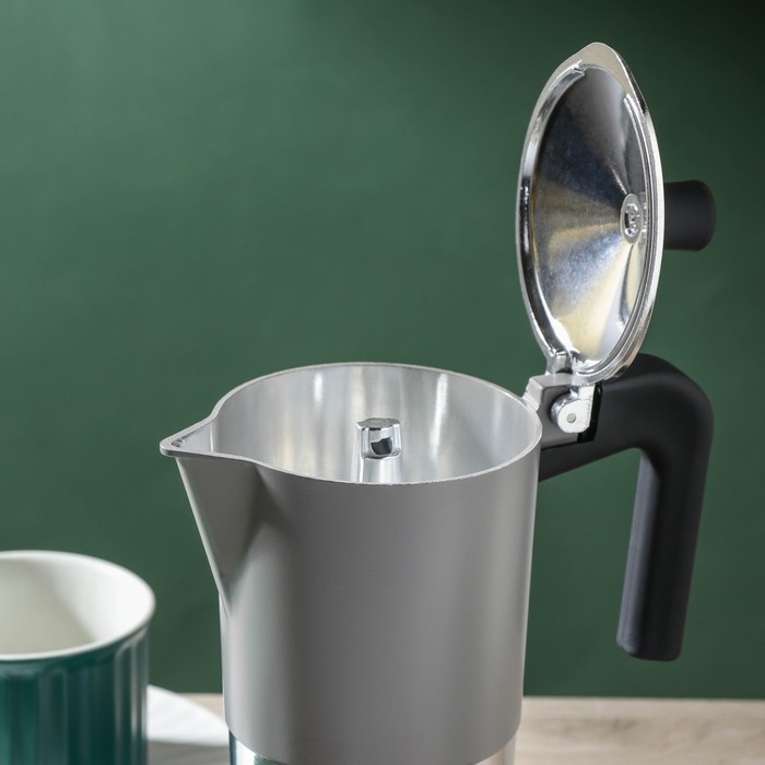 Кофеварка гейзерная Magistro Moka, на 6 чашек, 300 мл Кофеварка гейзерная Magistro Moka, на 6 чашек, 300 мл