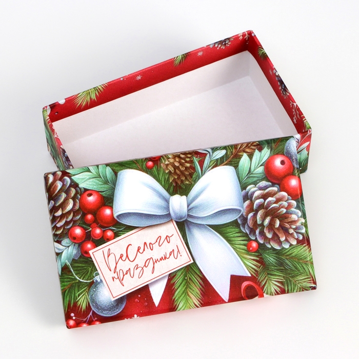 Набор подарочных новогодних коробок 10 в 1 Набор подарочных новогодних коробок 10 в 1 "Украшения на ёлку", 32,5 х 20 х 12,5 - 12 х 7 х 4 см. Новый год