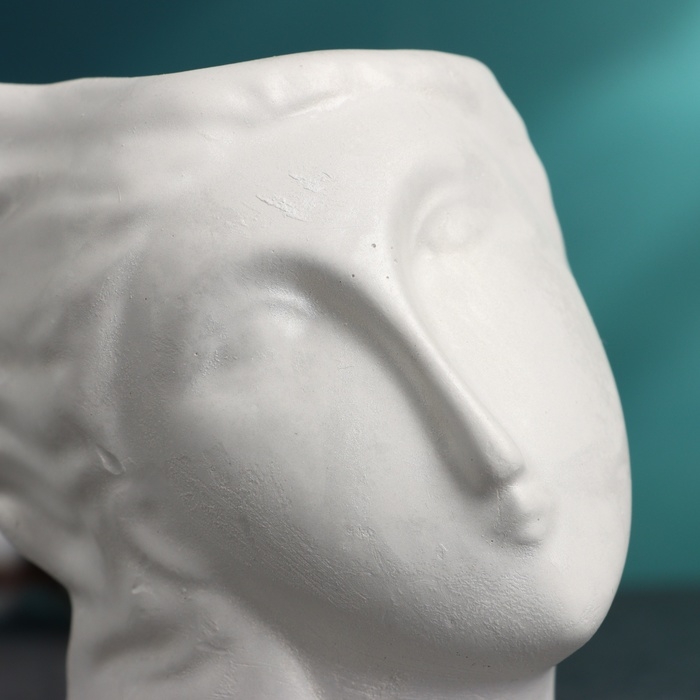 Фигурное кашпо  Фигурное кашпо "Гречанка" перламутр, 11х10х10см