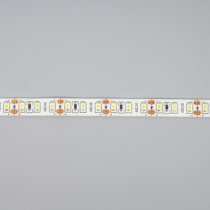 Cветодиодная лента Apeyron Electrics 5 м, IP65, SMD2835, 120 LED/м, 9.6 Вт/м, 12 В, 6500К