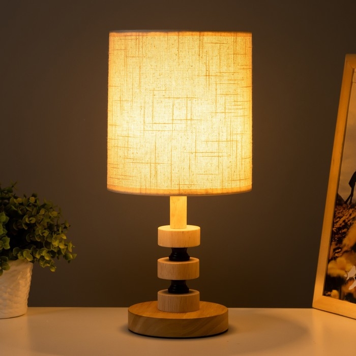 Настольная лампа Настольная лампа "Араз" E27 40Вт светлое дерево 16х16х36 см RISALUX