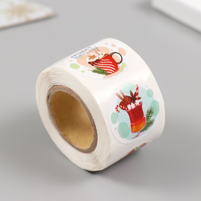 Наклейка бумага Наклейка бумага "Аромат Нового года" d=2,5 см 252 шт в рулоне