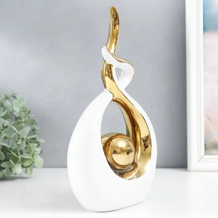 Сувенир керамика "Абстракция. Прикосновение. Шар" белый с золотом 28х6х17 см