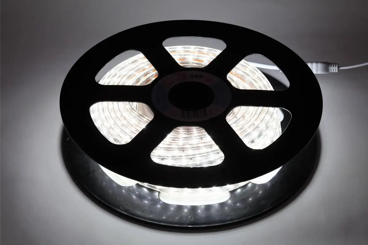 Лента светодиодная 4,8Вт/м 220В 6500К IP67 60LED/м LS2835-4,8-60-220-6500К-IP67-20m