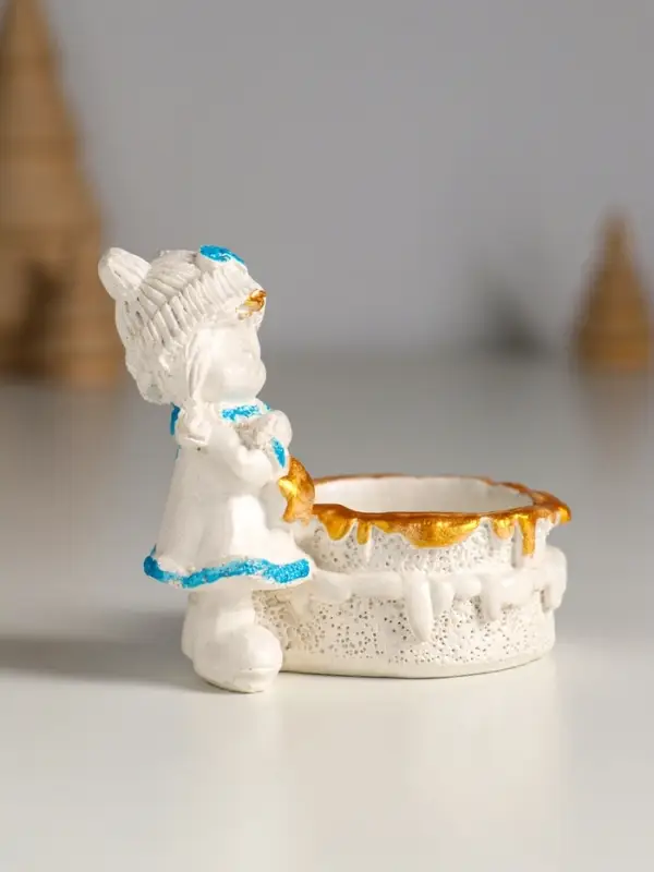 Подсвечник  Подсвечник "Девочка с корзинкой" 7х7 см, перламутр