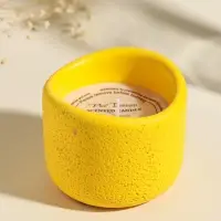 Свеча в подсвечнике вулканическом &laquo;Изгиб&raquo;, жёлтая, 8.3&times;8.5&times;7 см