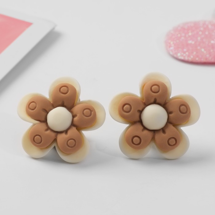 Клипсы детские «Выбражулька» цветок в кружочек, цвет бежево-коричневый Клипсы детские «Выбражулька» цветок в кружочек, цвет бежево-коричневый