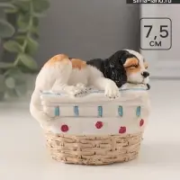 Фигурка полистоун &laquo;Пёсик спит в корзине с бельём&raquo;, 8.5&times;6&times;7.5 см