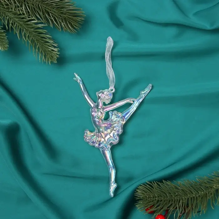 Ёлочная игрушка «Зимнее волшебство. Балерина в танце» пластик, 16х8,5 см, прозрачный перелив
