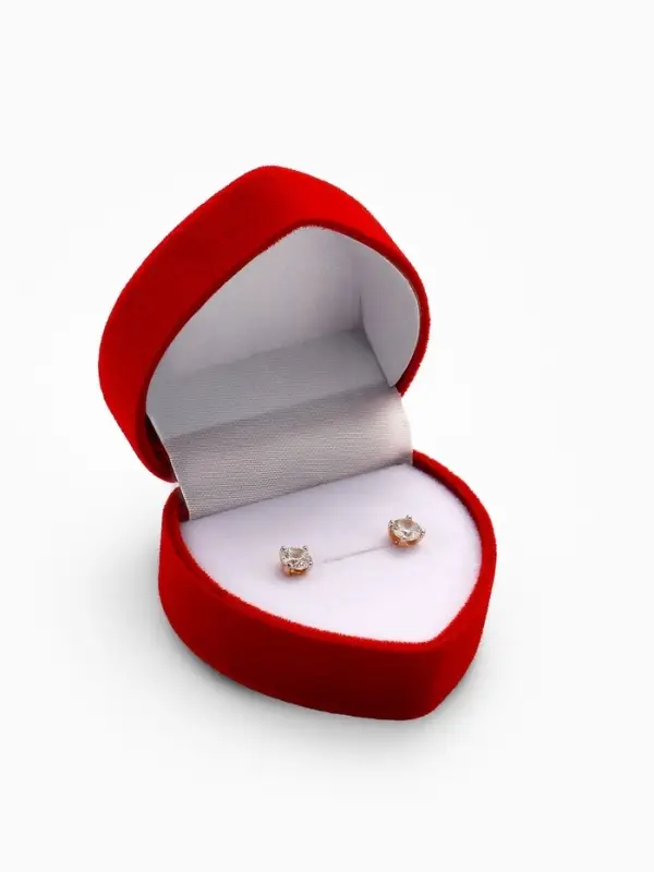 Футляр под кольцо, серьги &laquo;Сердце с рамкой из точек&raquo;, бархатный, 5&times;5 см (&plusmn;0.5 см ), красный