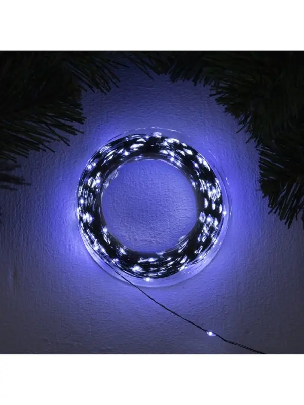 Гирлянда &laquo;Нить&raquo; 50 м, роса, IP44, зелёная нить, 500 LED, свечение белое, 8 режимов, 31 В