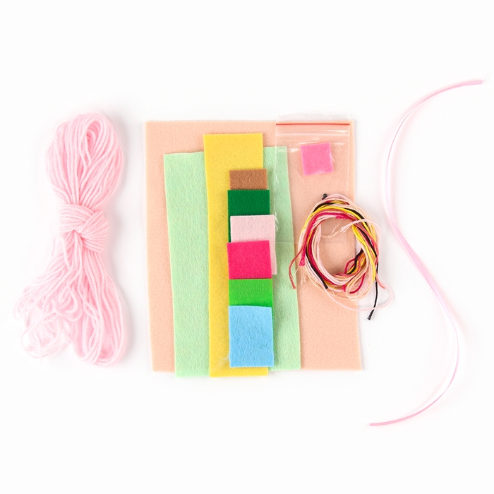 Набор для создания куклы из фетра «Девочка Весна», высота — 15 см Набор для создания куклы из фетра «Девочка Весна», высота — 15 см