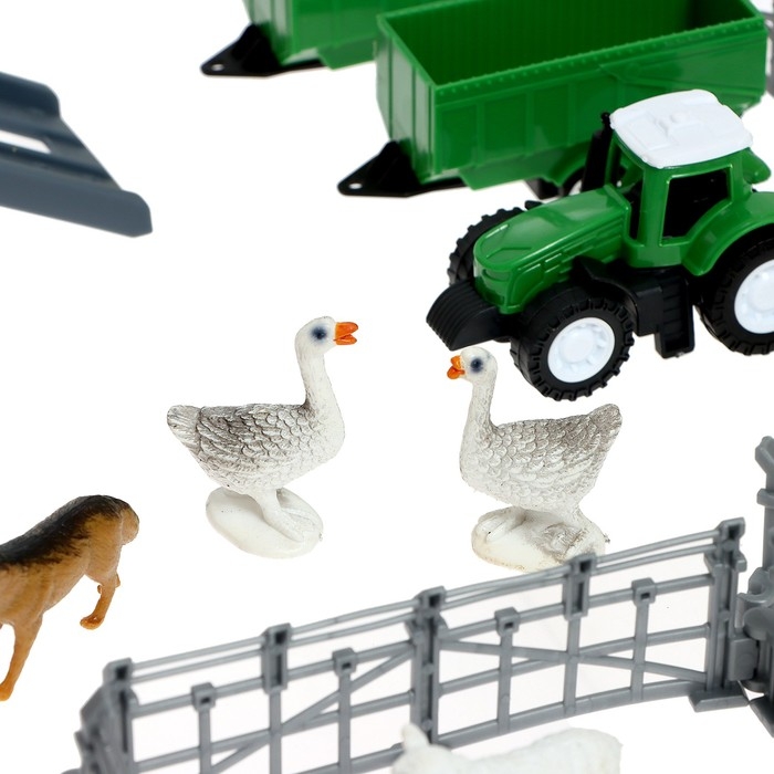 Парковка «Ферма», амбар, вольеры, транспорт, животные Парковка «Ферма», амбар, вольеры, транспорт, животные