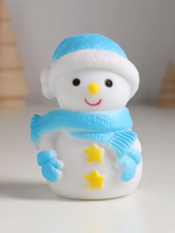 Фигурка светящаяся RISALUX «Снеговик в голубом» LED, 3хAG10 7,5х5,5х10 см