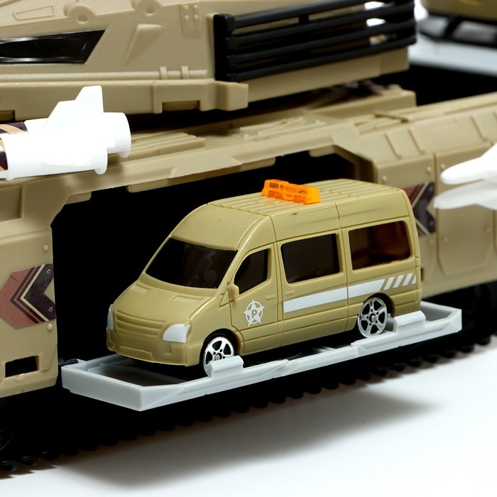 Парковка «Военная база» с машинками Парковка «Военная база» с машинками