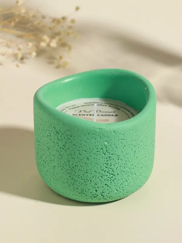 Свеча в подсвечнике вулканическом &laquo;Изгиб&raquo;, мятная, 8.3&times;8.5&times;7 см