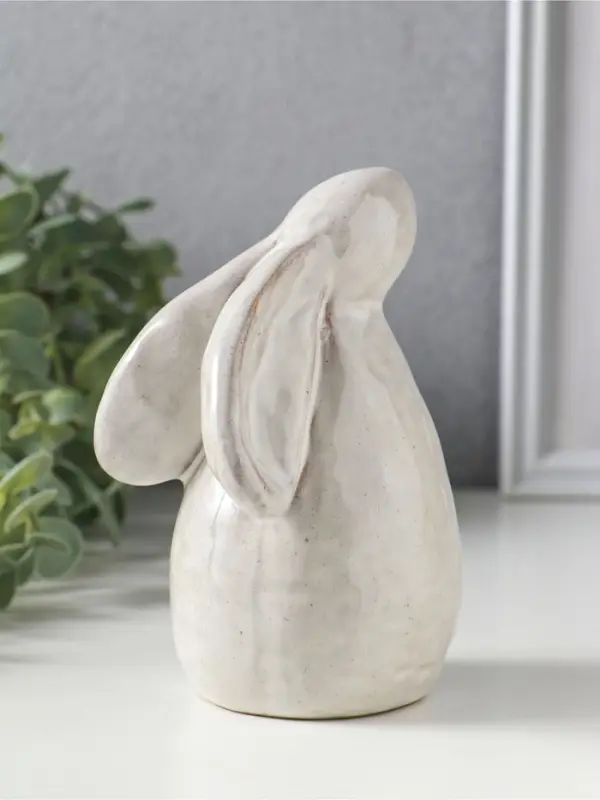 Сувенир керамика "Зайка с прижатыми ушками" беж 9х7,7х13,8 см