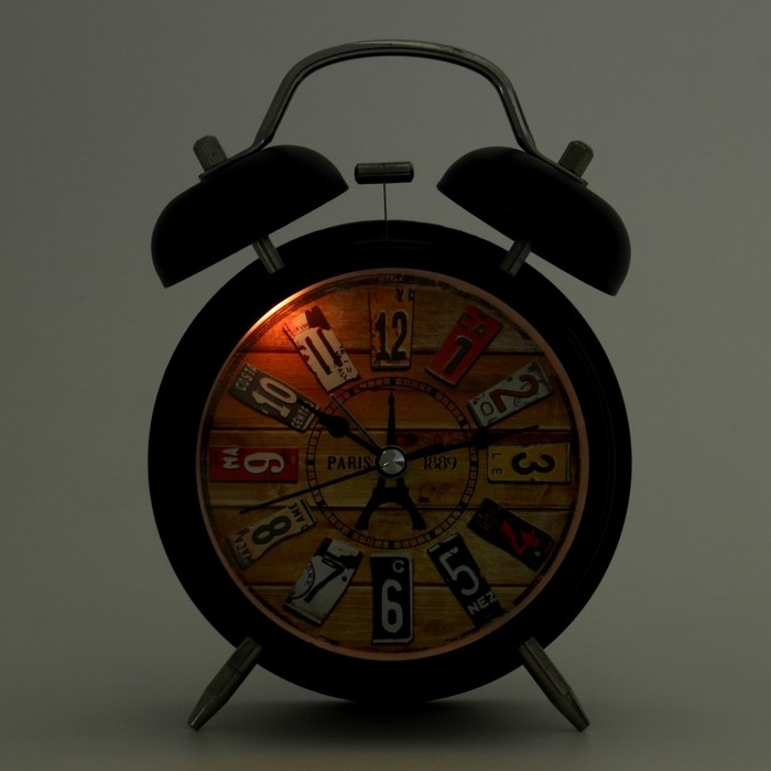 Часы - будильник настольные Часы - будильник настольные "Классика", дискретный ход, 11.5 х 16 см, черный