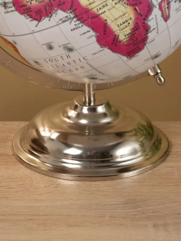 Глобус сувенирный 23х20х29 см, подставка металл Глобус сувенирный 23х20х29 см, подставка металл