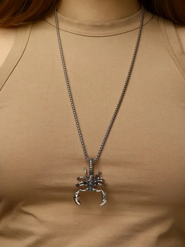 Кулон-амулет &laquo;Помпеи&raquo;, скорпион, цвет чернёное серебро, 70 см