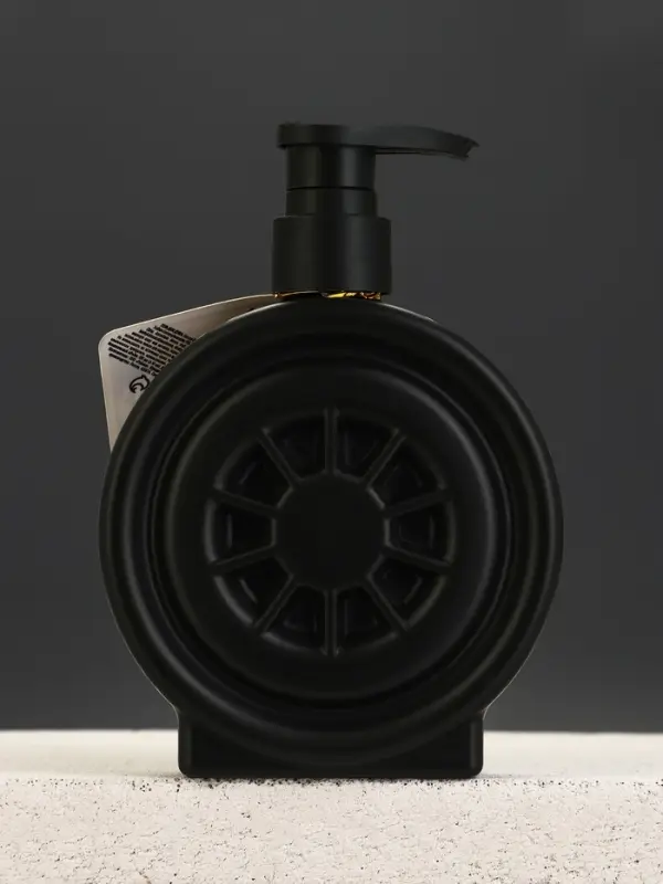 Гель для душа в формовом флаконе &laquo;Запаска настоящего мужика&raquo;, 380 мл, HARD LINE