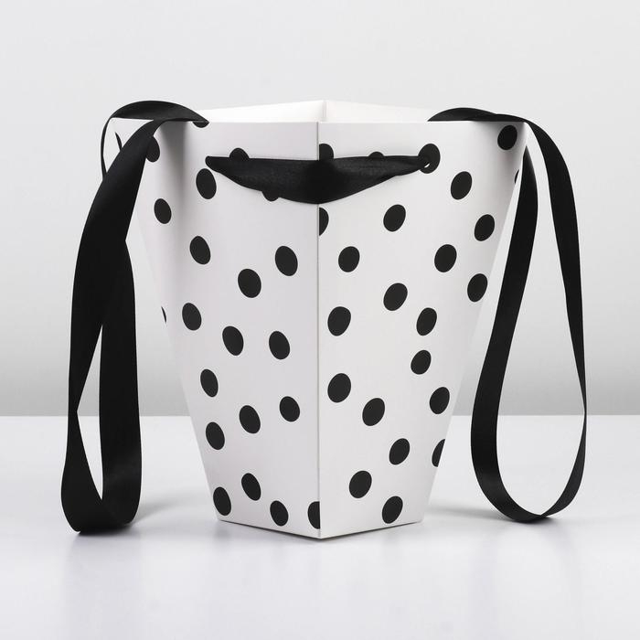 Коробка для цветов на лентах «Стильный горошек», 17 х 25 х 9 см