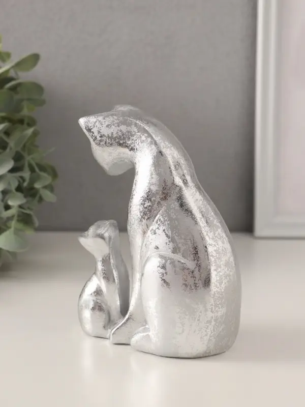 Фигурка полистоун &laquo;Кошка с котёнком&raquo;, серебро, 10&times;6&times;13.5 см