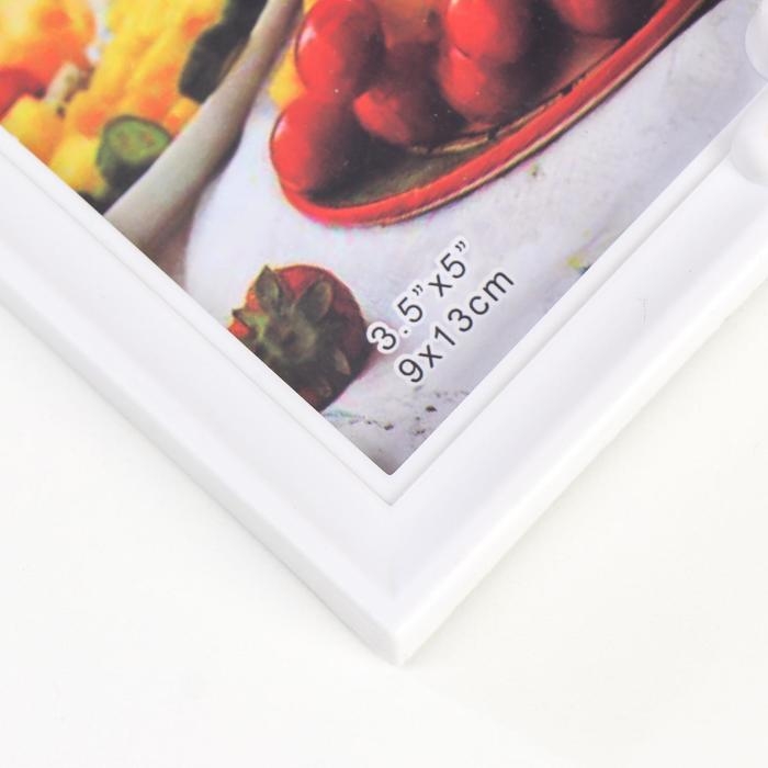 Фоторамка пластик на 3 фото 9х13, 10х10 см  Фоторамка пластик на 3 фото 9х13, 10х10 см "Бант и ягодки" белая 17,5х32 см