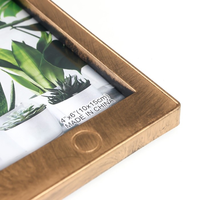 Фоторамка пластик на 5 фото 10х15 см  Фоторамка пластик на 5 фото 10х15 см "Ноутбук" тёмное золото 30,5х44,5 см