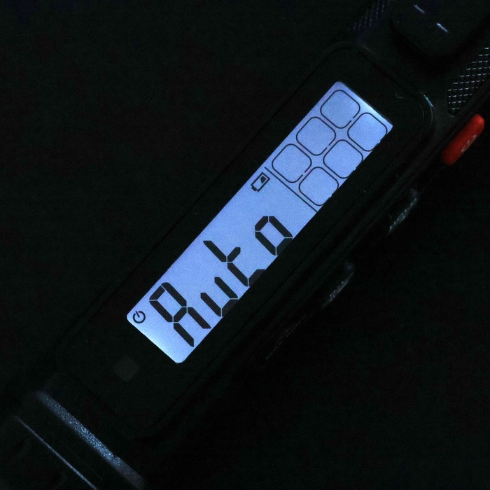 Мультиметр цифровой ТУНДРА, бесконтактный автоматический, дисплей с подсветкой Мультиметр цифровой ТУНДРА, бесконтактный автоматический, дисплей с подсветкой