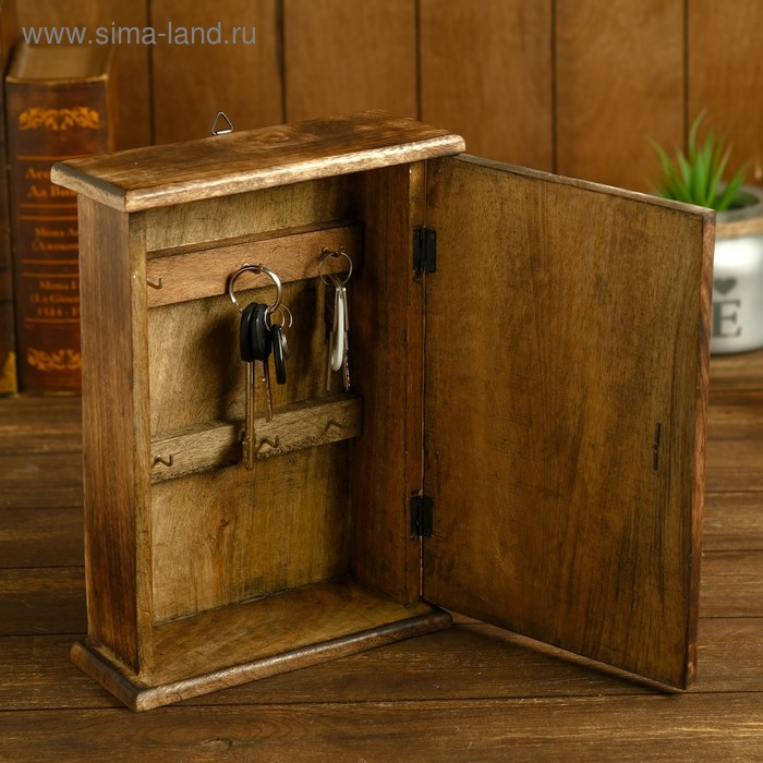 Ключница Ключница "Бабочка" дерево, светлая 28,5*21*9 см