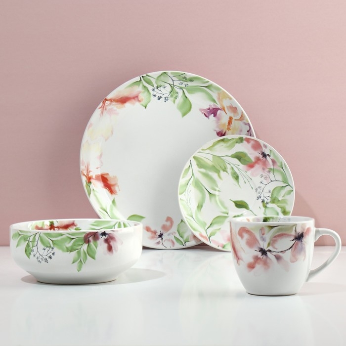 Набор посуды на 4 персоны «Акварель», 16 предметов: 4 тарелки 23 см, 4 миски 14.5 см, 4 кружки 250 мл, 4 блюдца 15 см. Набор посуды на 4 персоны «Акварель», 16 предметов: 4 тарелки 23 см, 4 миски 14.5 см, 4 кружки 250 мл, 4 блюдца 15 см.