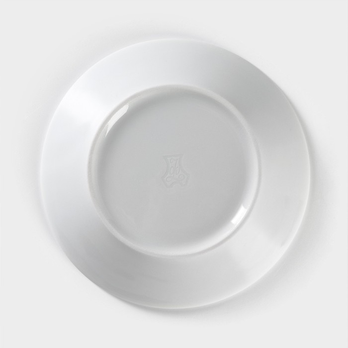 Блюдце фарфоровое «Гуси», d=14 см, рисунок микс, цвет белый Блюдце фарфоровое «Гуси», d=14 см, рисунок микс, цвет белый